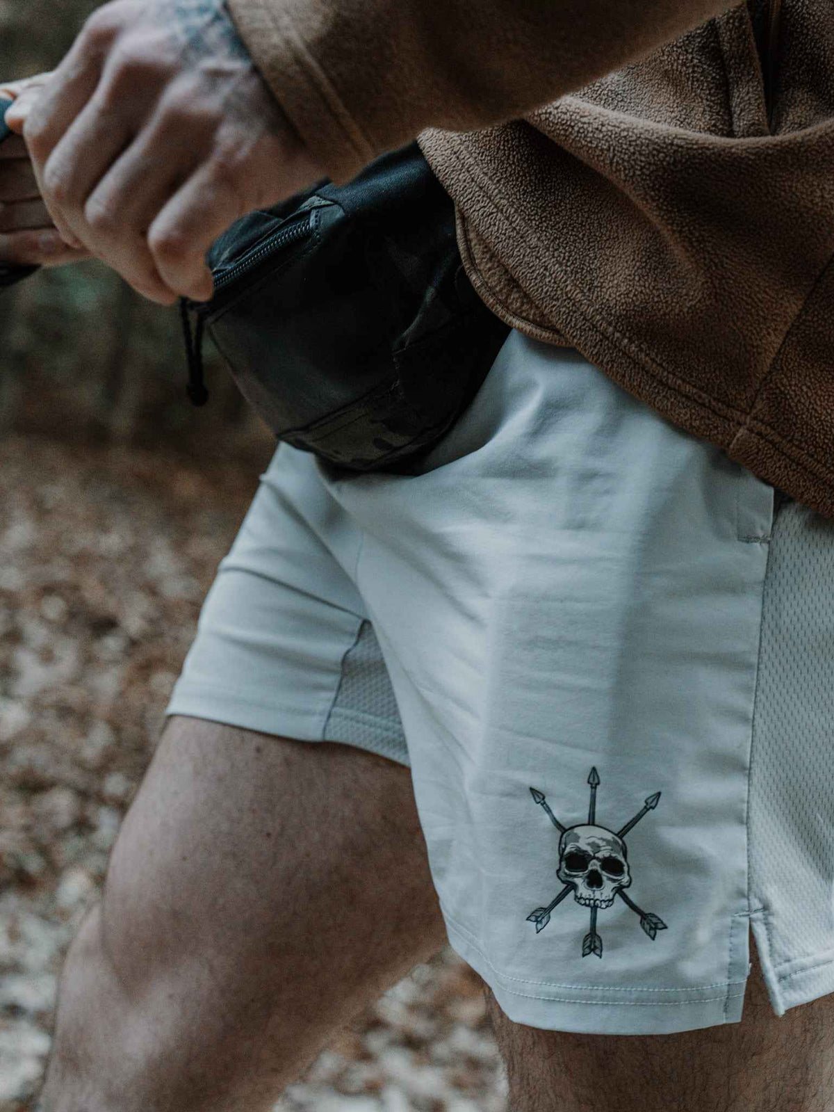 MEN'S | MOTTO SHORT : LUNAR ROCK